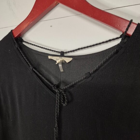 Entro Black Boho Tunic Dress With Embroidered Floral Sleeves Tassel Tie Neckline - Picture 8 of 8